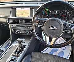 2017 Kia Optima PLUGIN HYBRID ULEZ FREE - Image 7/10