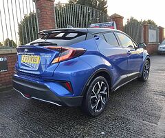 2017 Toyota C-HR - Image 4/10