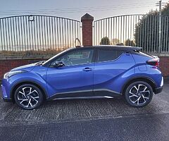 2017 Toyota C-HR - Image 10/10