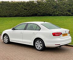 2015 Volkswagen Jetta - Image 8/10