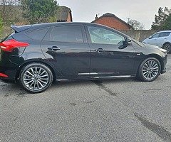 Ford Focus ST-Line 1.0 ecoboost - Image 3/9
