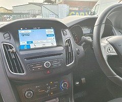 Ford Focus ST-Line 1.0 ecoboost - Image 4/9