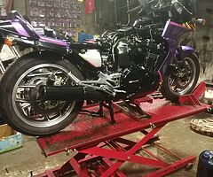 Kawasaki Gpz750r - Image 5/10