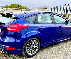172 Ford Focus ST Line - Image 4/10