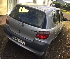 2001 toyota Yaris