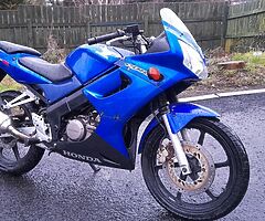 2005 Honda CBR - Image 5/6
