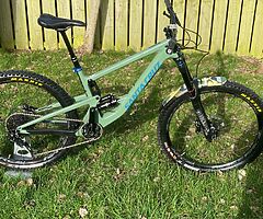 2020 Santa Cruz Bronson CC Medium - Image 3/10
