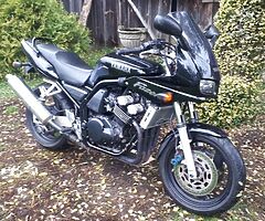 2006 Yamaha XJ6