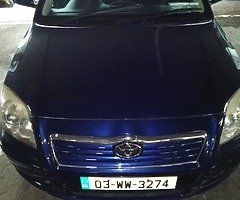 Toyota avensis 1.6