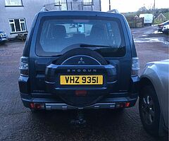 2007 Mitsubishi Shogun