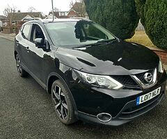 2017 NISSAN QASHQAI 1.2 AUTO TURBO N CONNEC 31K MILES FSH 19" TEKNA ALLOYS 360 CAMERAS PAN ROOF