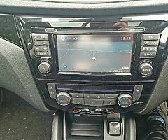 2017 NISSAN QASHQAI 1.2 AUTO TURBO N CONNEC 31K MILES FSH 19" TEKNA ALLOYS 360 CAMERAS PAN ROOF - Image 4/10