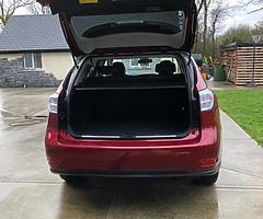 Lexus RX450H - Image 9/9