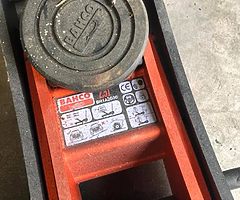 Bacho 2.5 tonne jack