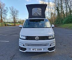 2011 Volkswagen  Transporter - Image 5/10