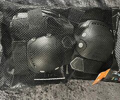 Oxelo protection￼ for scooters brand new