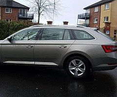 (162) Skoda Superb estate 2.0tdi 150bhp - Image 6/10