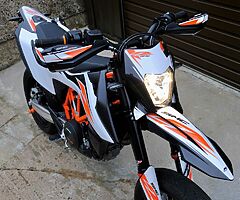 2020 KTM 690 SMC R - Image 4/10