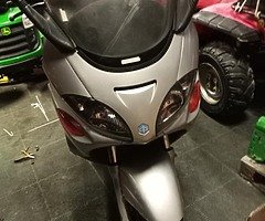 Piaggio 125 x9