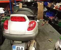Piaggio 125 x9