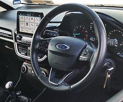 182 Ford Fiesta 1.1 TITANIUM/High spec/68k kms/Manual
