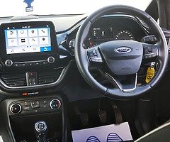 182 Ford Fiesta 1.1 TITANIUM/High spec/68k kms/Manual - Image 3/10
