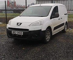 2011 Peugeot partner genuine low miles motd October 85000 miles
