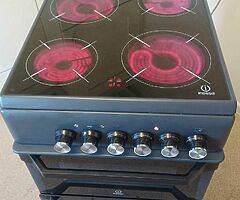 50cm Indesit electric cooker - Image 3/4
