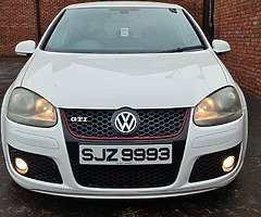 2005 Volkswagen Golf - Image 4/7