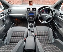 2005 Volkswagen Golf - Image 7/7