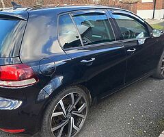 2011 Volkswagen Golf - Image 4/6