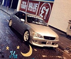 2003 Lexus IS 200 - Image 8/10