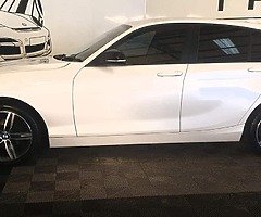 2017 BMW Series 1 - Image 3/10