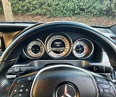 Mercedes Benz E 220 CDI