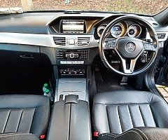 Mercedes Benz E 220 CDI