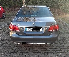Mercedes Benz E 220 CDI - Image 5/10