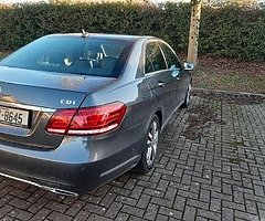 Mercedes Benz E 220 CDI - Image 10/10