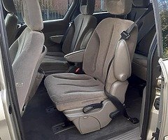 2003 Chrysler Voyager