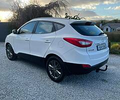 2015HYUNDAI ix35 EXECUTIVE 1  LADY OWNER NCT 2/23 116,000 MILES 6 SPEED MANUAL - Image 4/10