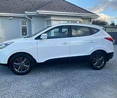 2015HYUNDAI ix35 EXECUTIVE 1  LADY OWNER NCT 2/23 116,000 MILES 6 SPEED MANUAL - Image 8/10
