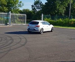 Seat Leon FR dsg diesel - Image 5/10