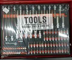Brand New MACANTOOLS Toolbox 8 Drawers