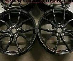 WANTED 18/19” black rs alloys