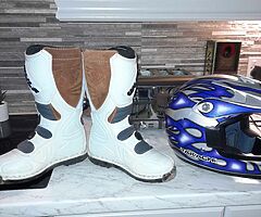 Kids motorbike boots  size 2 and helmet