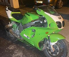 Zx7r parts for sale