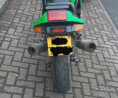 1990 Kawasaki ZZR - Image 5/5