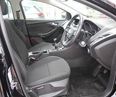 Ford Focus 1.5 - Image 3/8