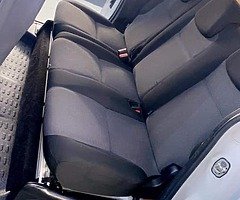 2017 Peugeot Partner - Image 8/9