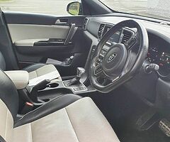 2017 Kia Sportage - Image 6/10
