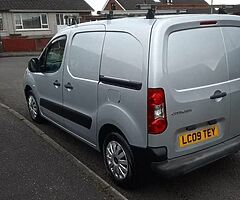 2009 Peugeot partner van 130k full service history 2 keys - Image 7/8